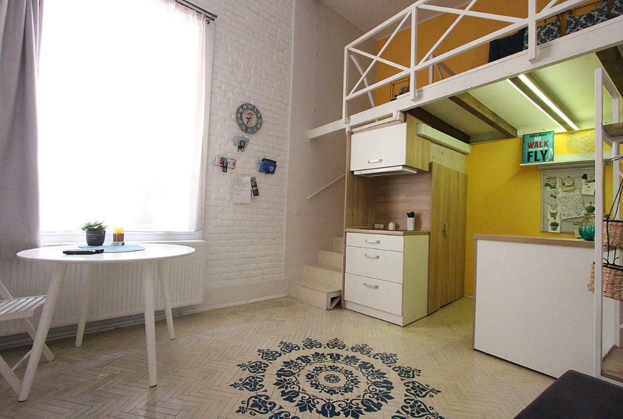 Style Loft Apartment Львов Экстерьер фото